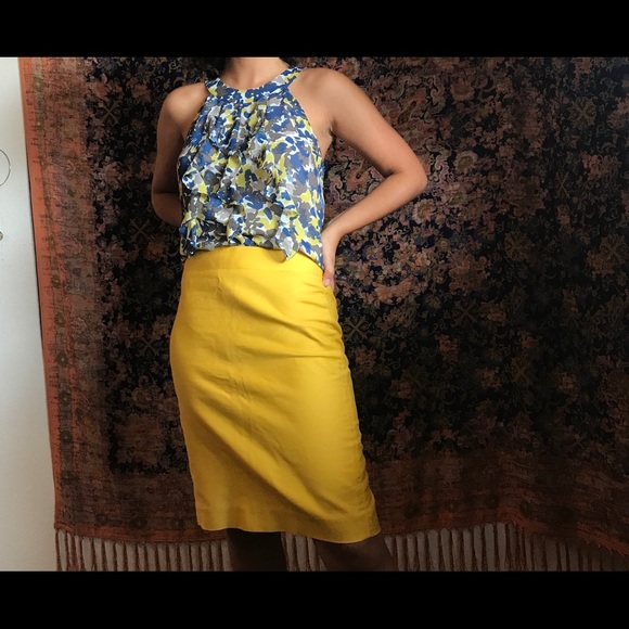 Patterned halter top - Picture 4 of 4